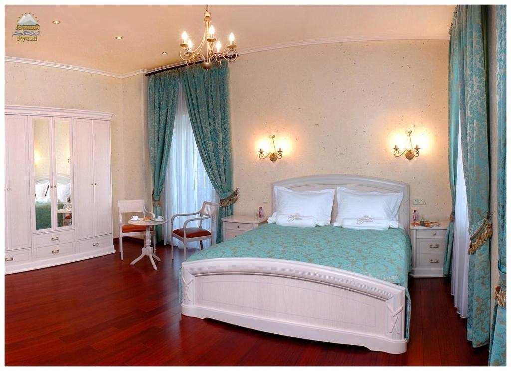 Gorny Ruchej Hotel Hora Bagian luar foto